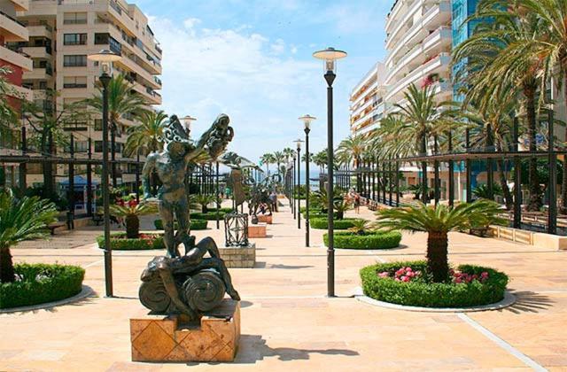 Amplio Apartamento Apartemen Marbella
