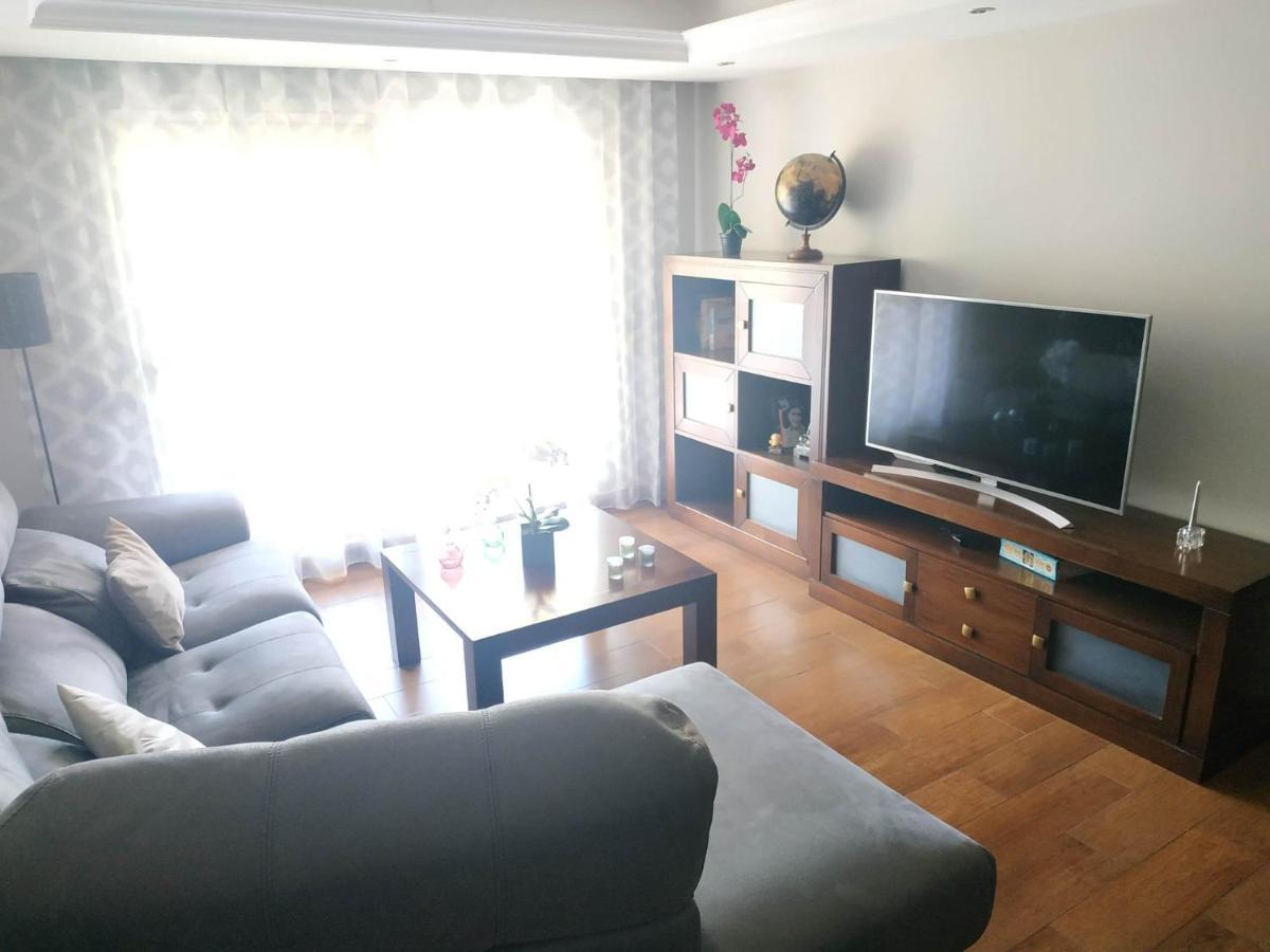 Apartemen Amplio Apartamento